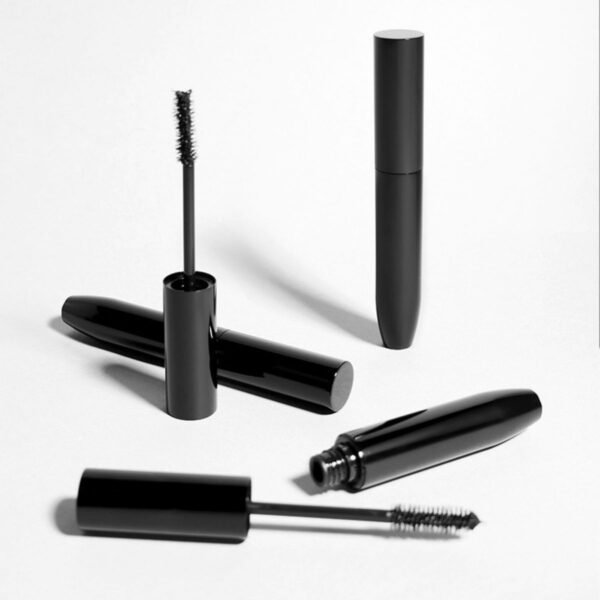 lengthening volumizing mascara – smudge proof & nourishing
